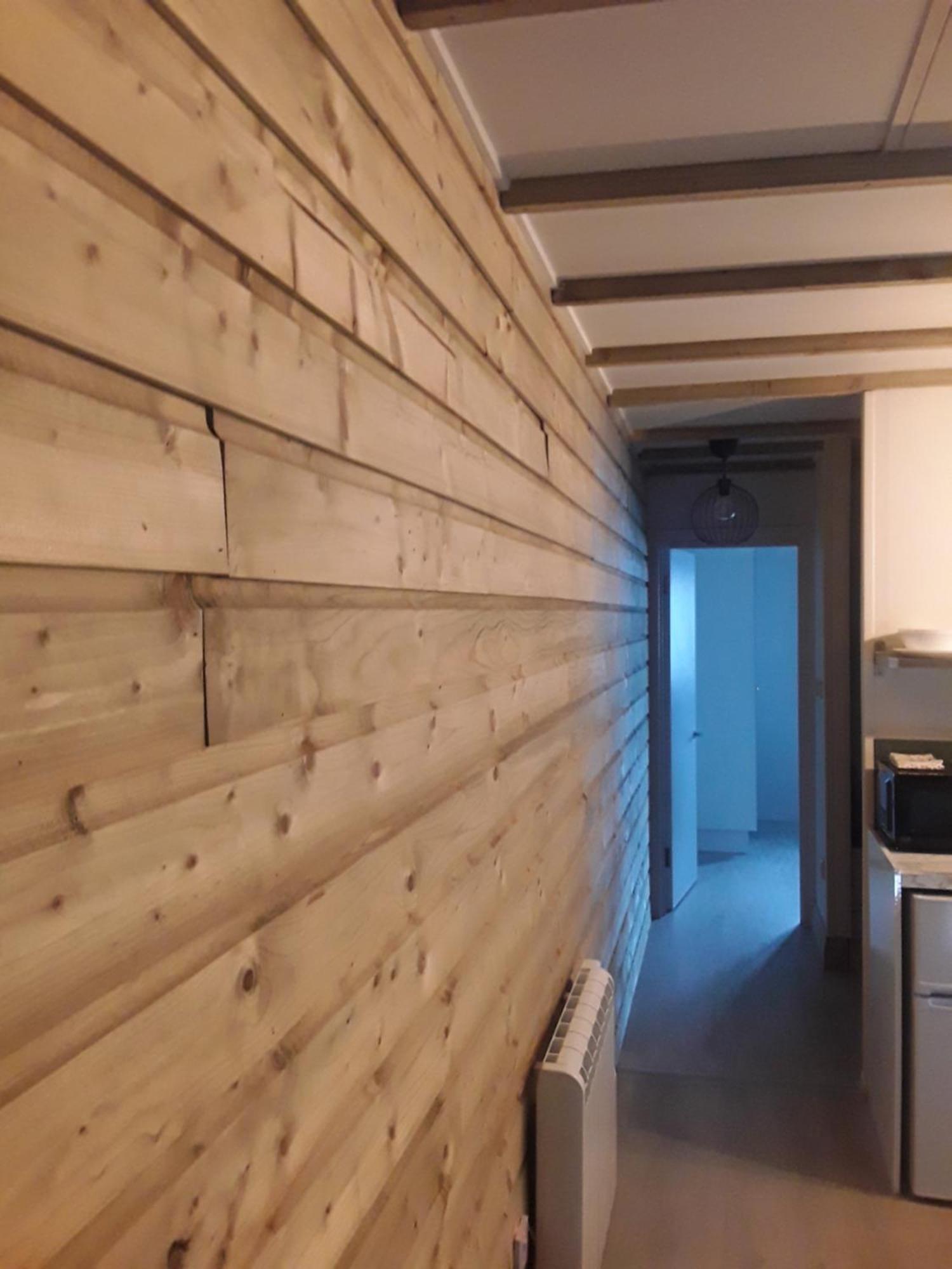 The Lodge Guesthouse Brittas 外观 照片