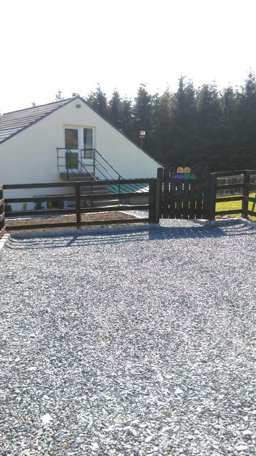 The Lodge Guesthouse Brittas 外观 照片